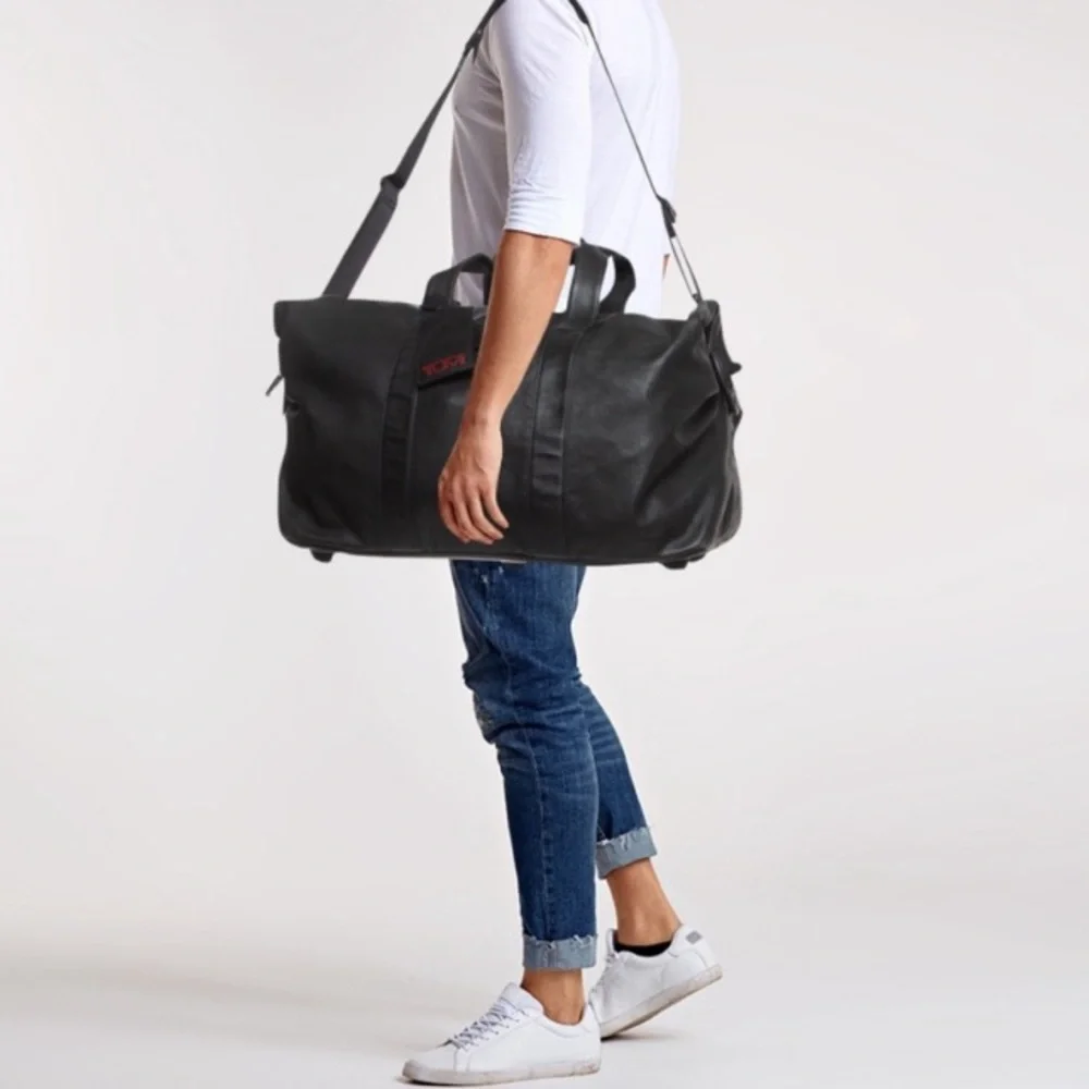 Vintage RARE TUMI Alpha Leather Duffle Bag Expandable XL Weekender Classic